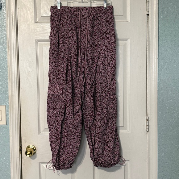 Anthropologie Purple Patterned Joggers - Picture 7 of 12